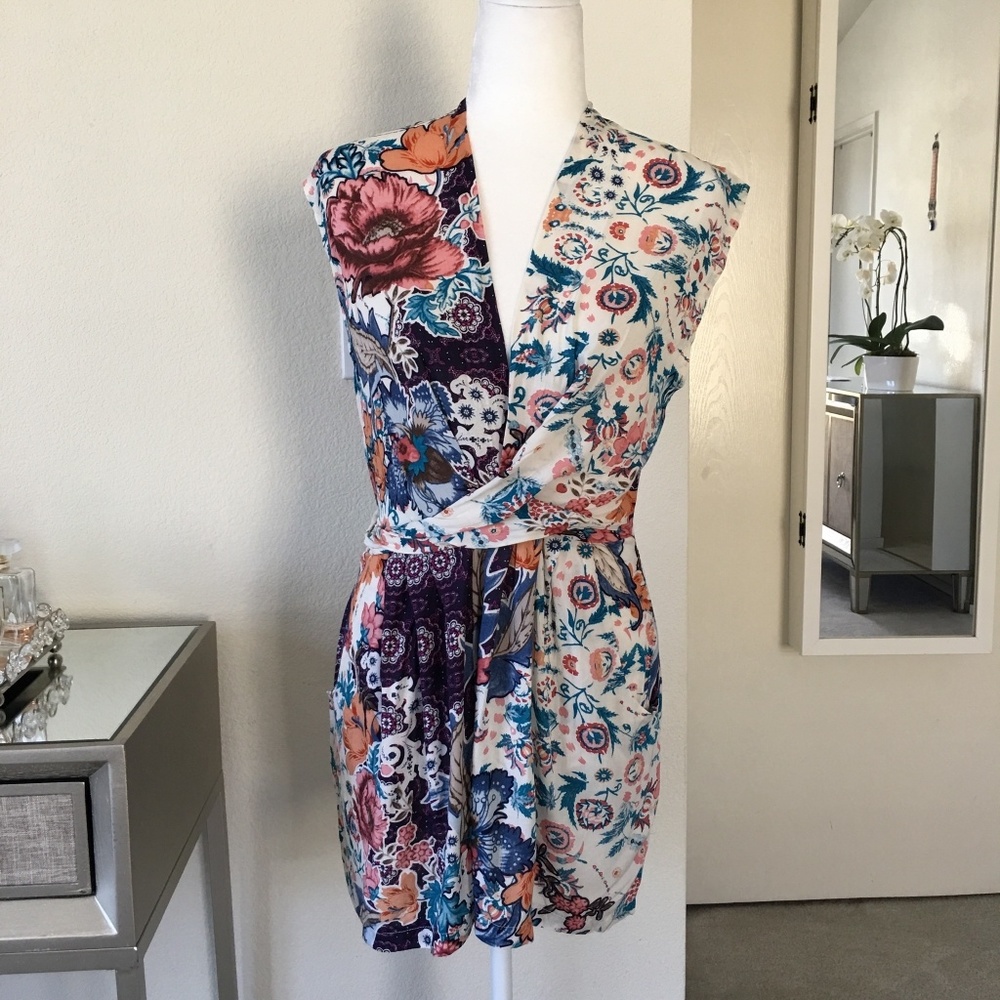 LF Three Days printed sleeveless dress